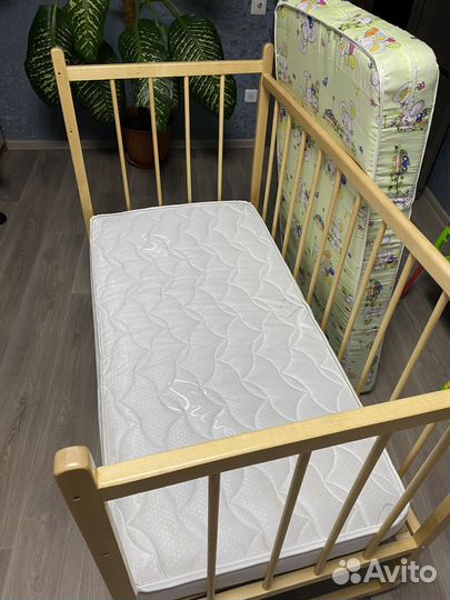 Детская кроватка