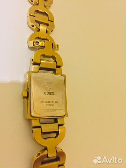 Часы guess