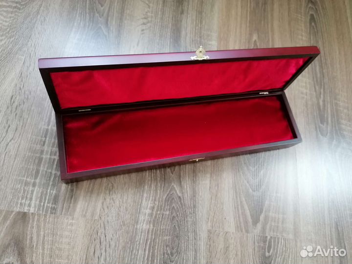 Футляр деревянный с символикой мчс