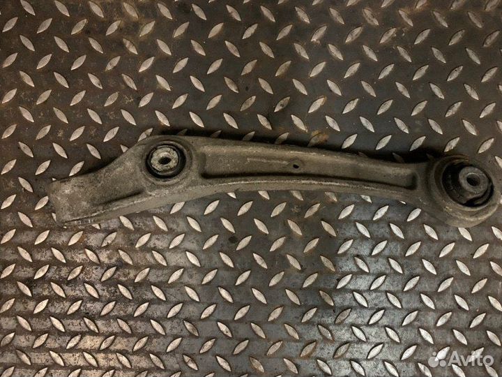 Рычаг подвески нижний передний правый Audi A4 A5