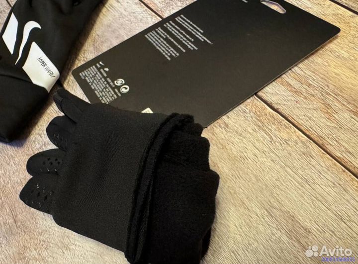 Перчатки Nike HyperWarm