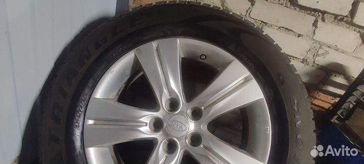 Triangle TR777 225/65 R17