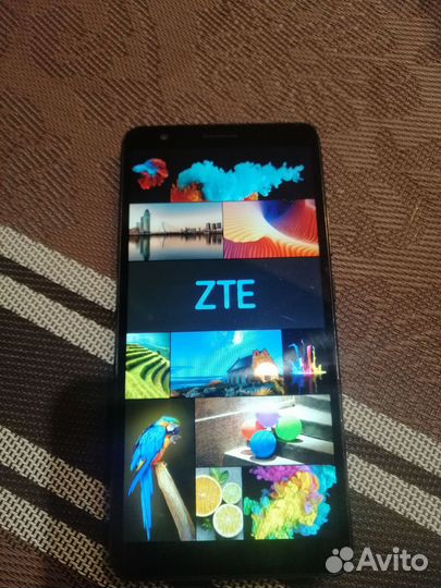 ZTE Blade, 512 МБ