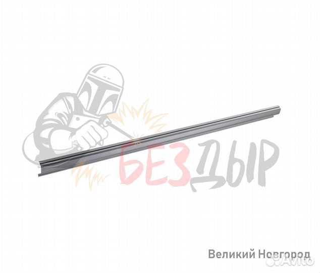 Порог Mitsubishi Pajero 1 правый