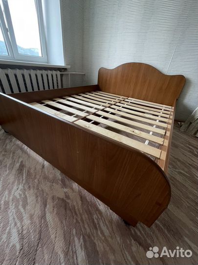 Кровать двухспальная 160 х 200