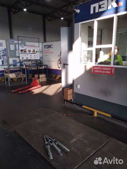 Запоры борта на Камаз, замок стойки борта