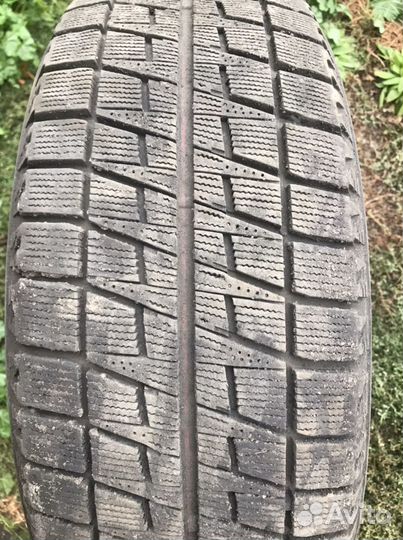 Bridgestone Blizzak Revo2 215/60 R16