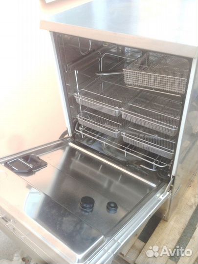 Моечно-дезинфекционная машина miele