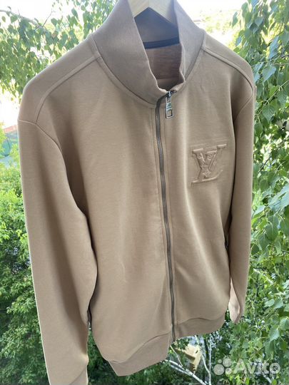 Спортивный комтюм мужской louis vuitton