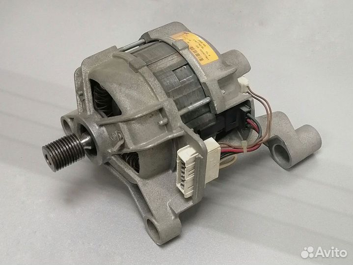 Двигатель стиральной машины Аристон 20585.108