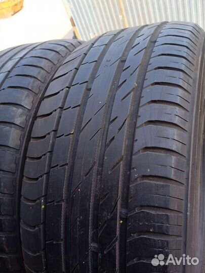 Nokian Tyres Line 225/50 R17