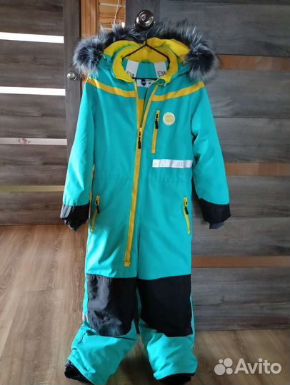 Зимний комбинезон для девочки 122-128