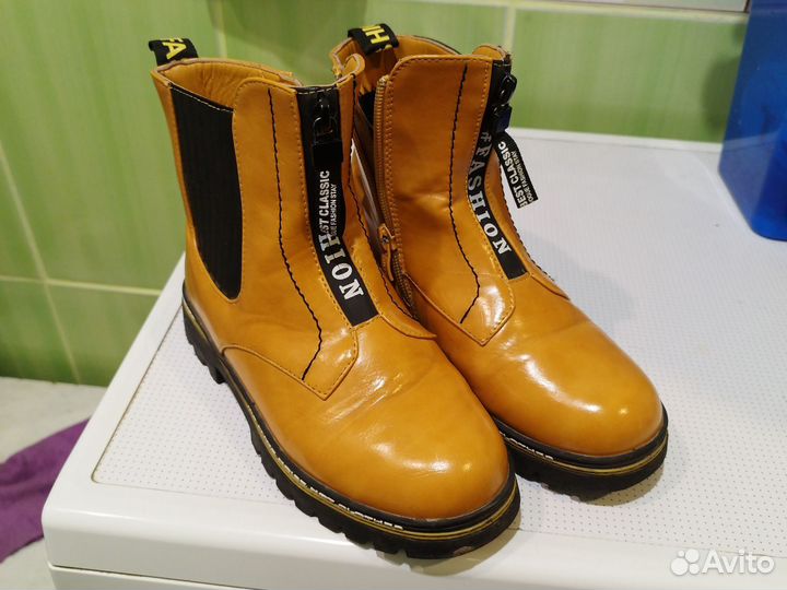 Сапоги демисезонные для девочек 34р