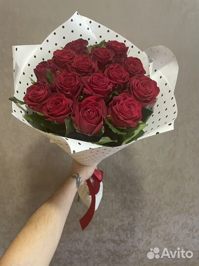 Цветы на доставку по Новосибирску от 15 роз