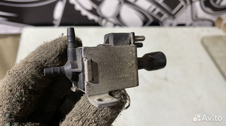 Электромагнитный клапан Mercedes Benz W124