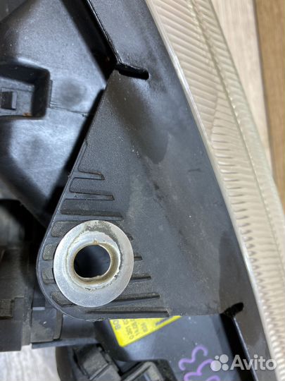 Фара передняя левая Peugeot 406 дорест 142333