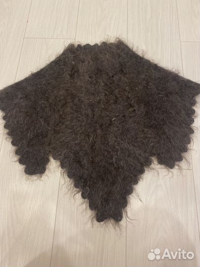 Пуховый платок косынка