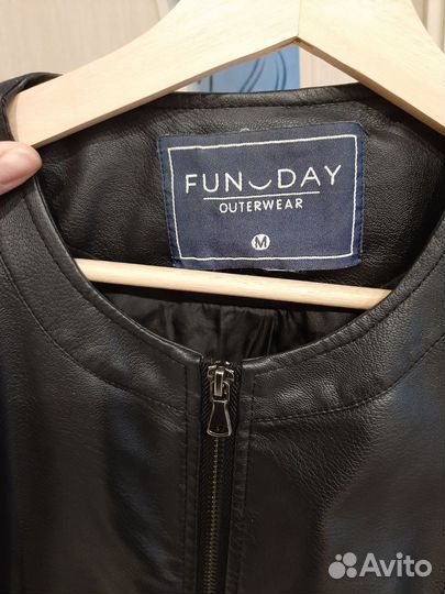 Кожаная куртка женская размер М