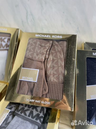 Комплект шапка шарф перчатки michael kors