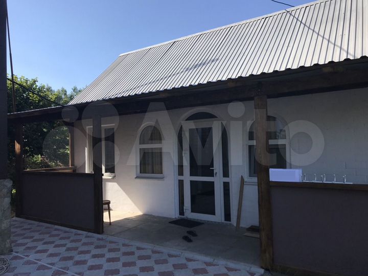 Дом 30 м² на участке 2 сот.
