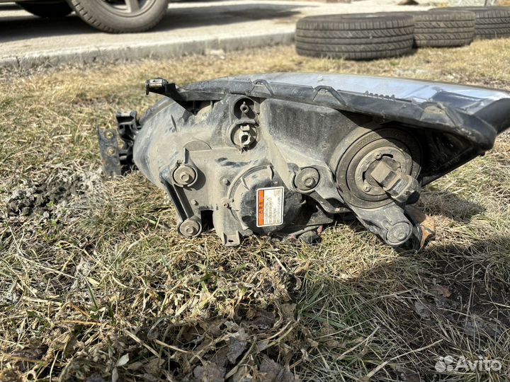 Фара Honda Inspire UC1