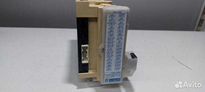 Блок предохранителей Toyota Corolla 180