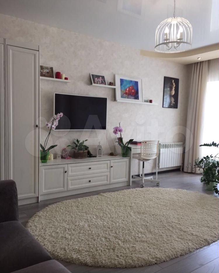 3-к. квартира, 80 м², 1/2 эт.