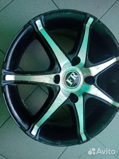 Литье R15 три штуки