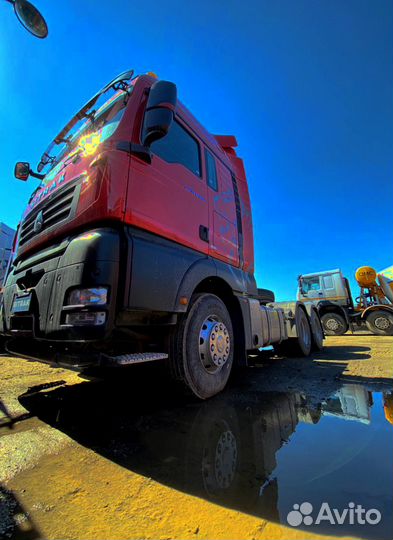 Sitrak ZZ4256V364HE, 2023