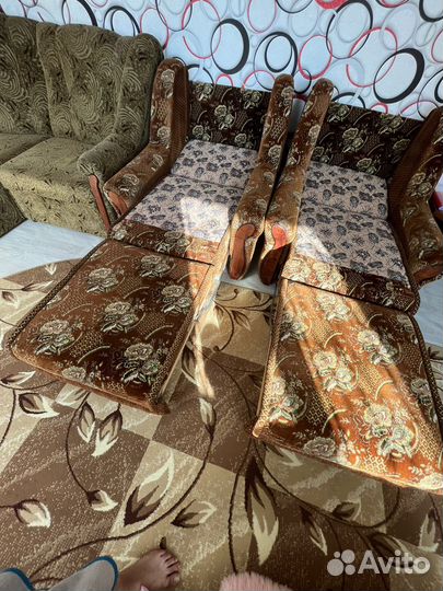 Угловой диван бу и 2кресла