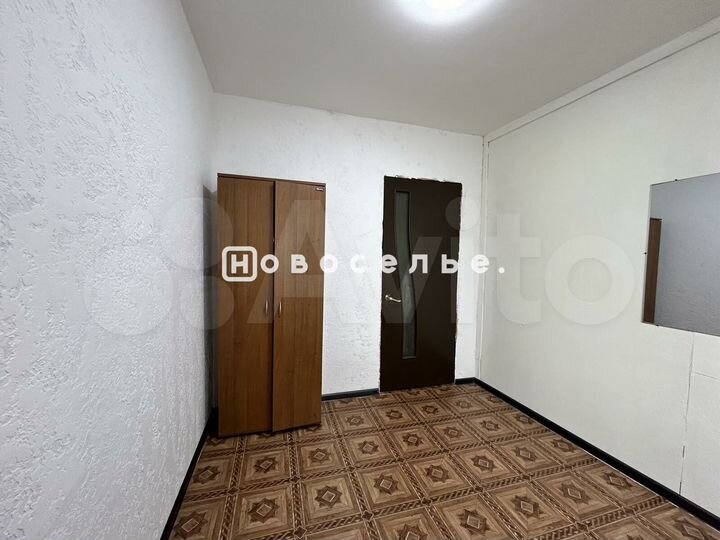 3-к. квартира, 47 м², 3/5 эт.