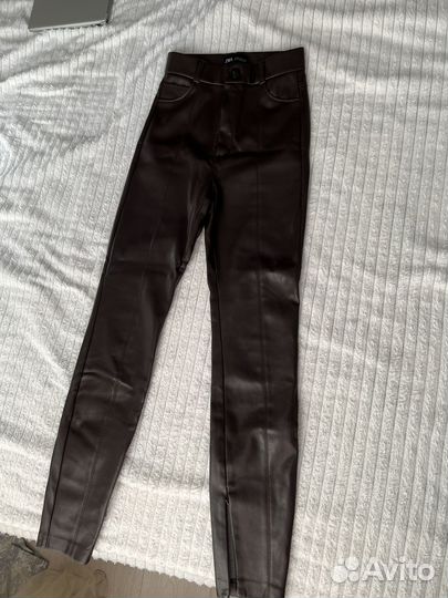 Кожаные брюки zara