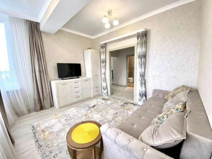 2-к. квартира, 60 м², 9/9 эт.