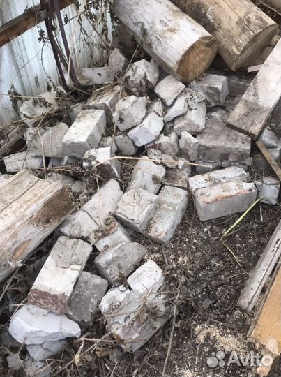 Отдам бесплатно бу кирпич