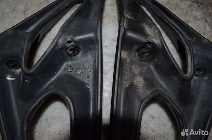 Кронштейн подножка пассажирская BMW K 1300 R 2007