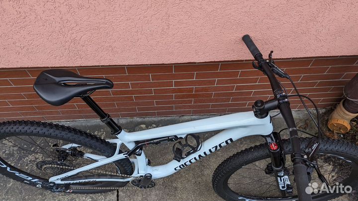 Specialized epic expert 2023 M size