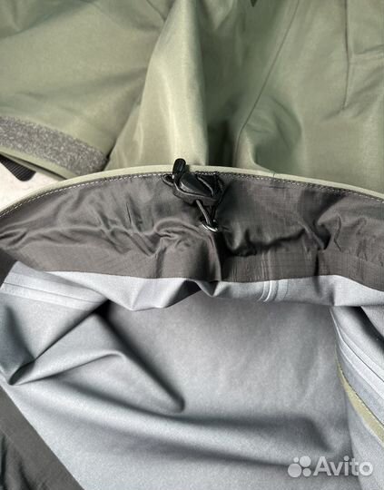 Ветровка arcteryx Alpha SV Зеленая