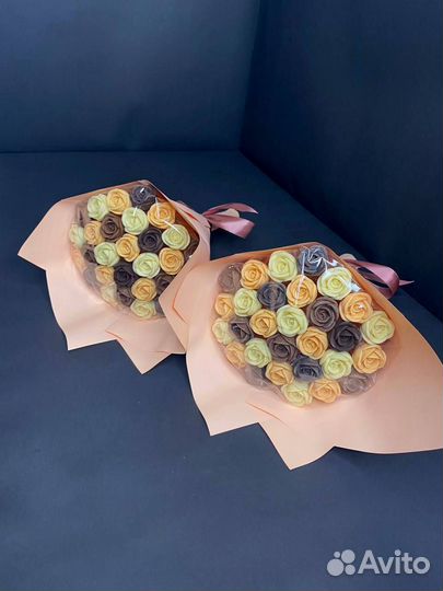 Шоколадные Розы - 29 шт в Букете