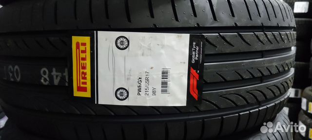 Pirelli Powergy 215/55 R17 98Y