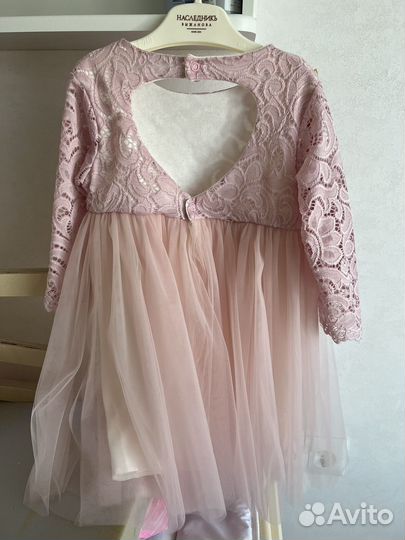 Детское нарядное платье 98