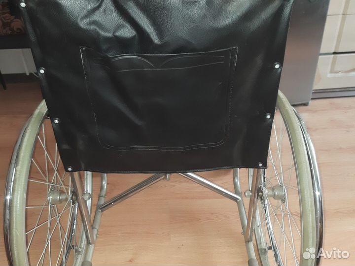 Инвалидное кресло