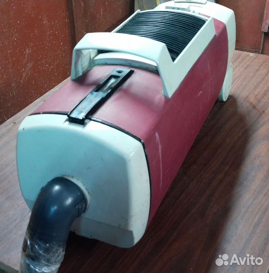 Пылесос Чайка-10к