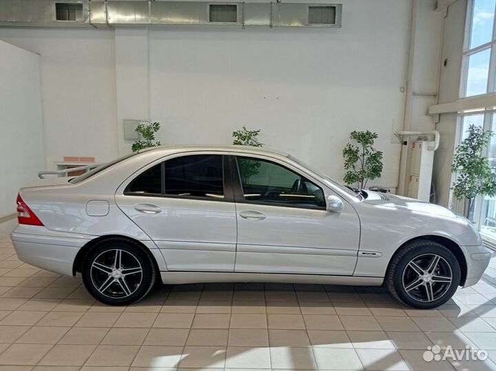 Mercedes-Benz C-класс 2.0 AT, 2002, 175 200 км