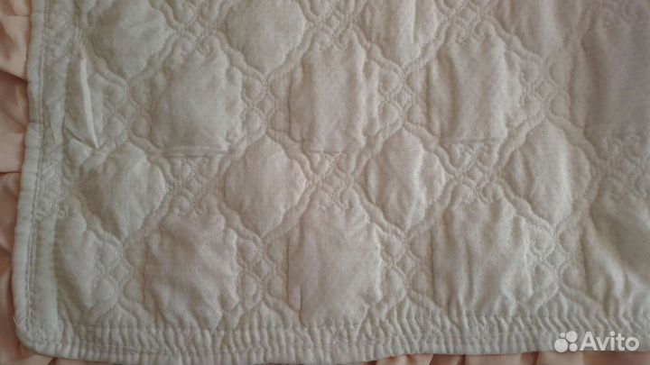 Накидки на диван и кресло