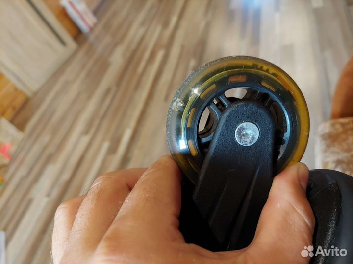 Роликовые коньки, ролики Rollerblade Zetra Blade