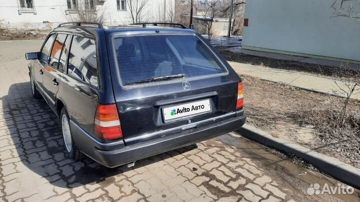 Mercedes-Benz E-класс 2.2 AT, 1993, 200 444 км