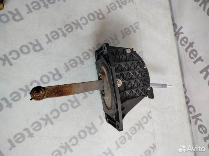 Селектор АКПП Nissan Fuga 2006