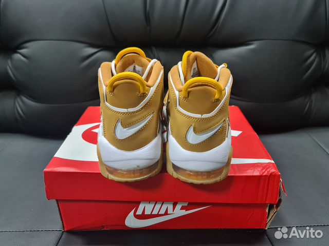 Кроссовки Nike Air More Uptempo DQ4713 700