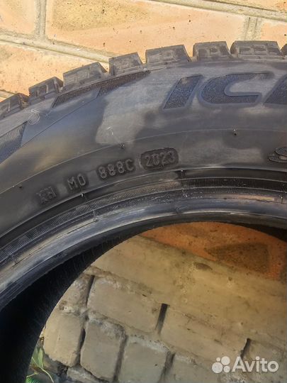 Pirelli Ice Zero FR 185/65 R15