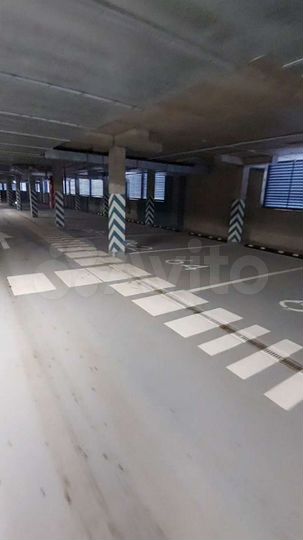Машиноместо, 16 м²